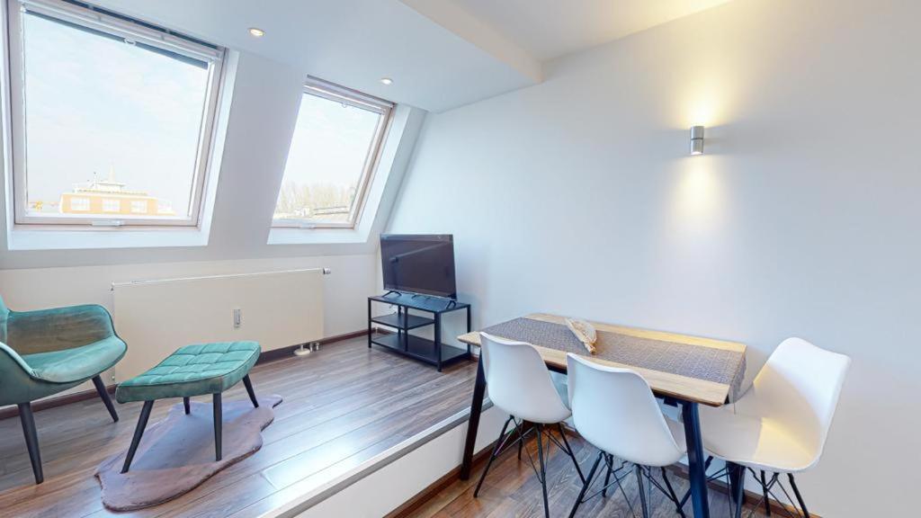 Spacious 4 Bedroom Near Center Múnich