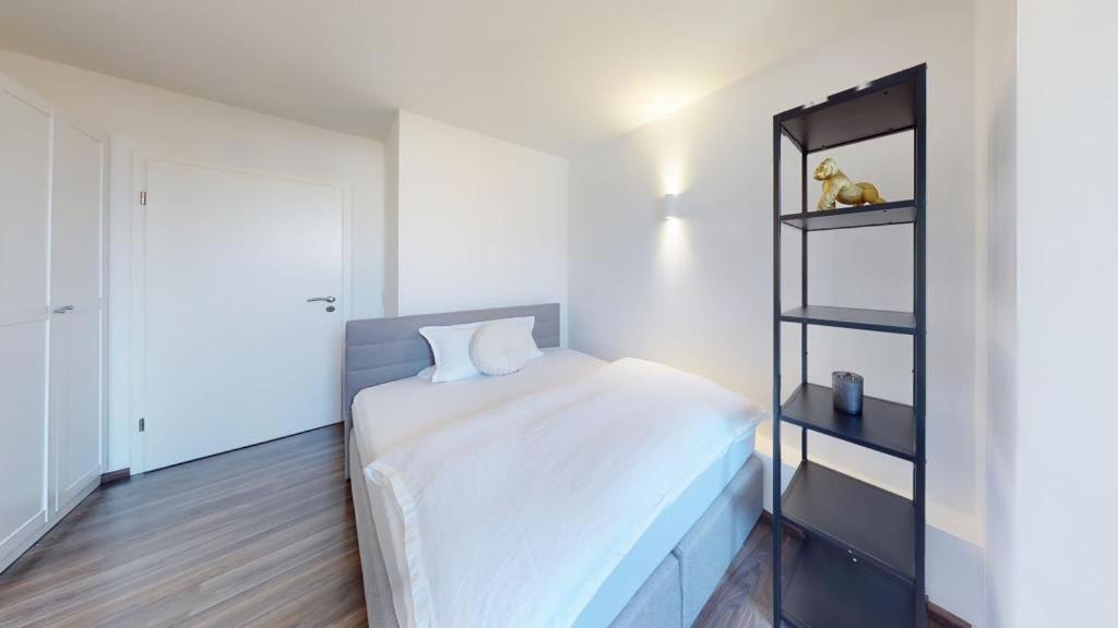 Spacious 4 Bedroom Near Center Apartamento Múnich